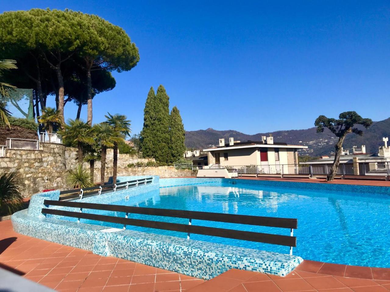 Residence "Delfino" Con Piscina E Campo Da Tennis 라팔로 외부 사진