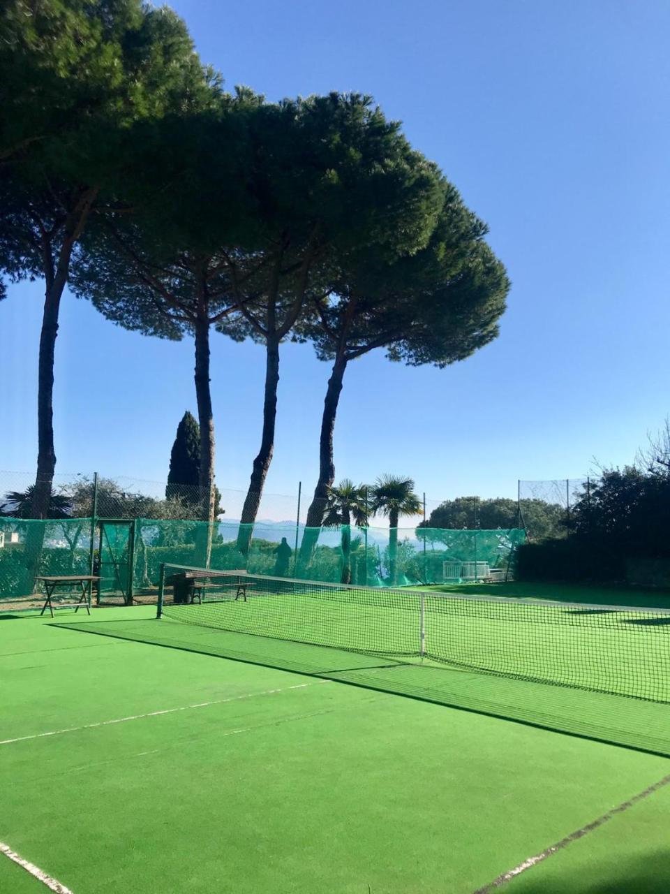Residence "Delfino" Con Piscina E Campo Da Tennis 라팔로 외부 사진